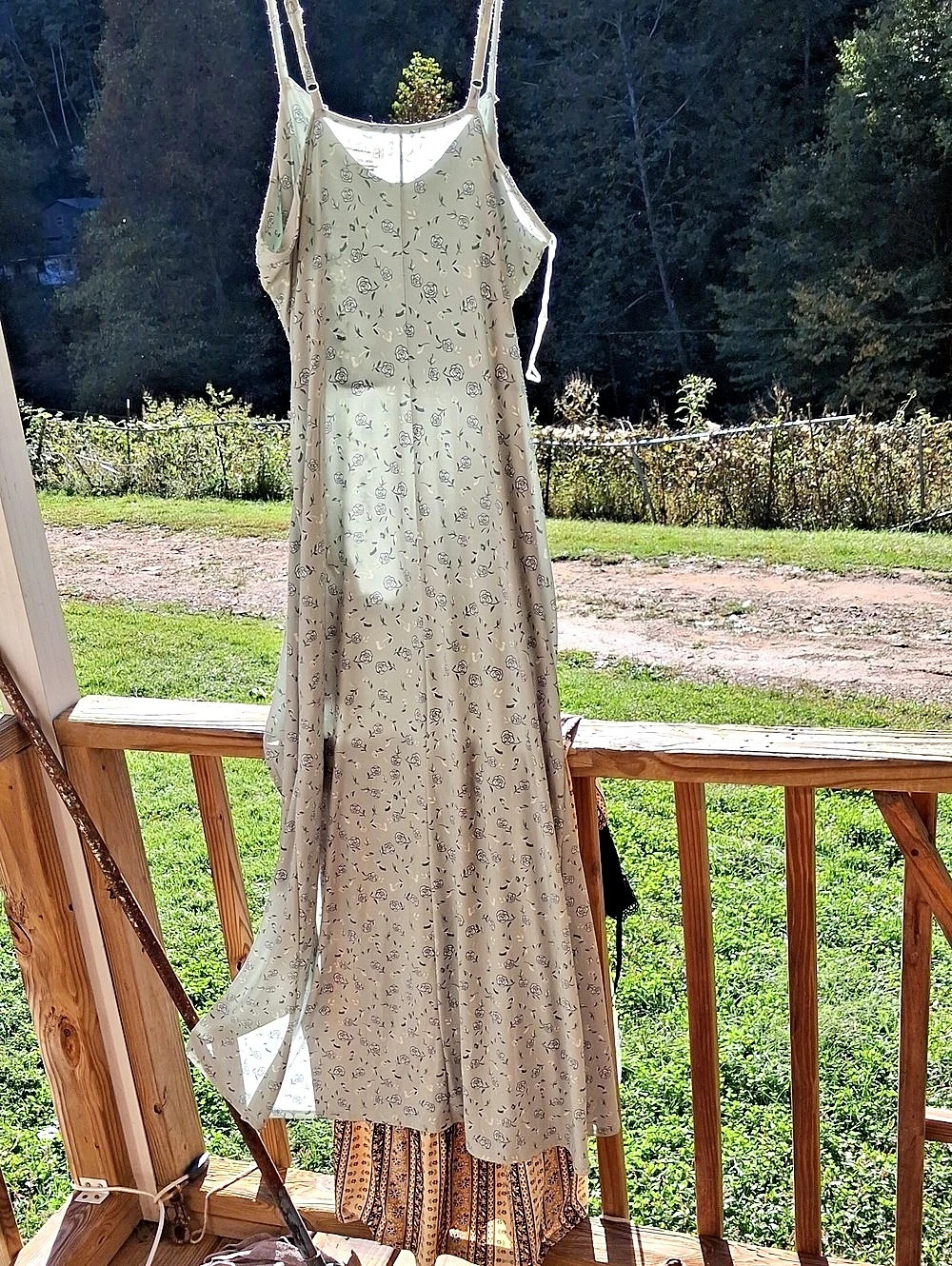 No Boundaries Floral Maxi Dress Cream & Green Size XXL (21) Like New
